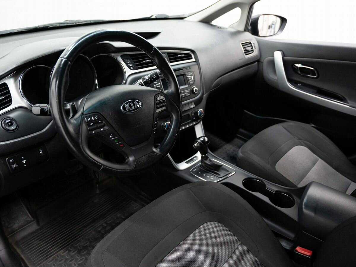 Купить Kia Ceed, 2015, 147 000 км, фото №8