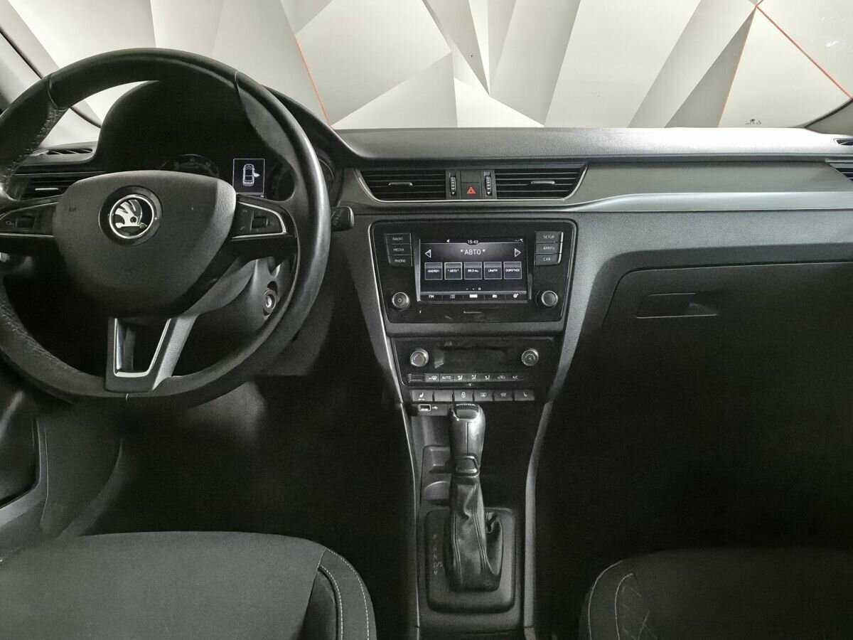 Купить Skoda Rapid, 2018, 166 850 км, фото №11