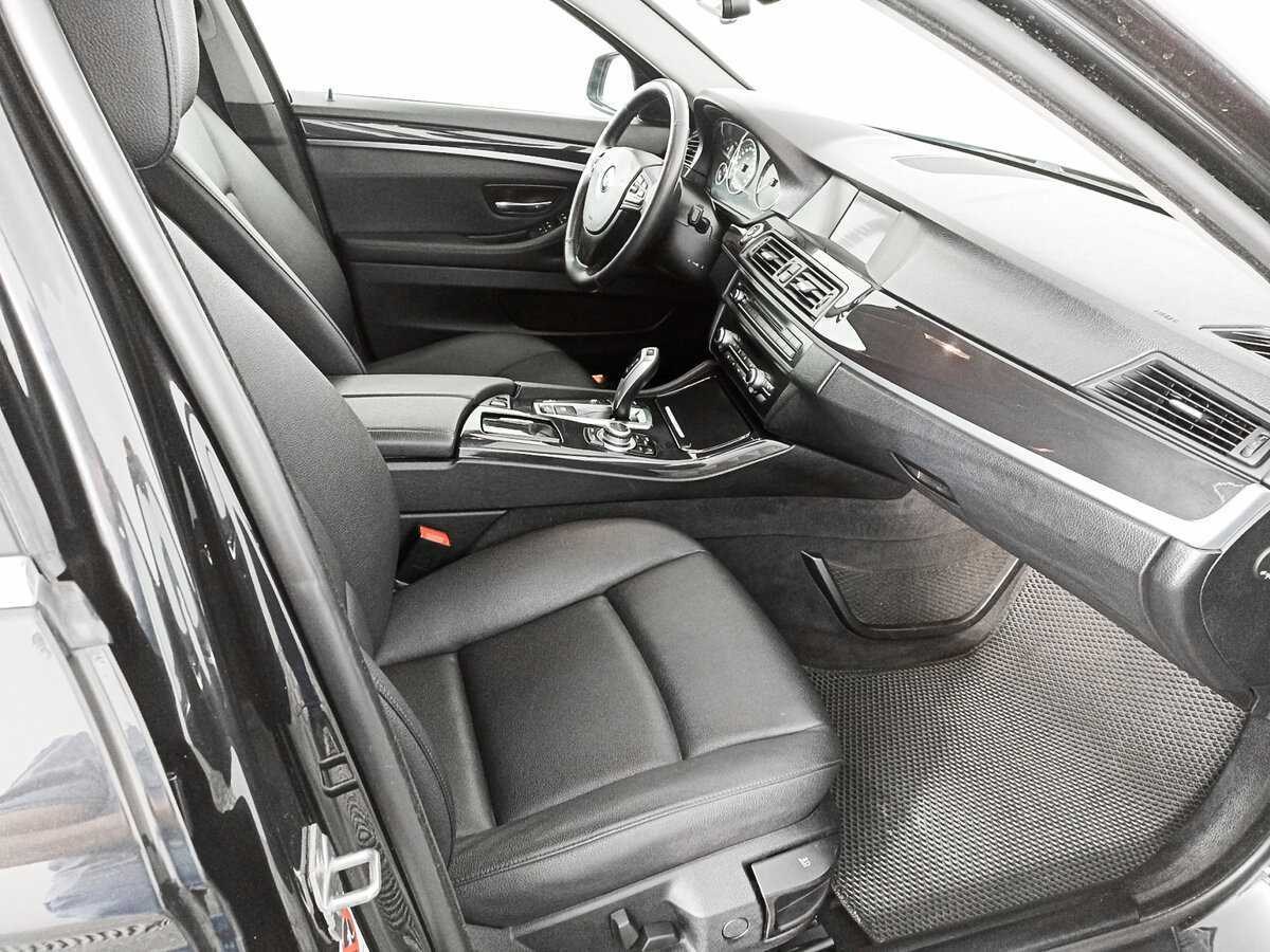 Купить BMW 5 серии 520i, 2013, 263 117 км, фото №9