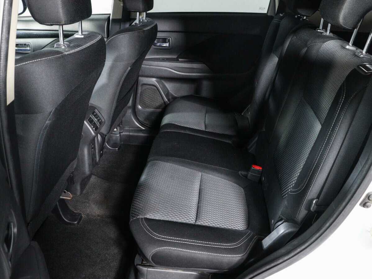 Купить Mitsubishi Outlander, 2018, 60 120 км, фото №10