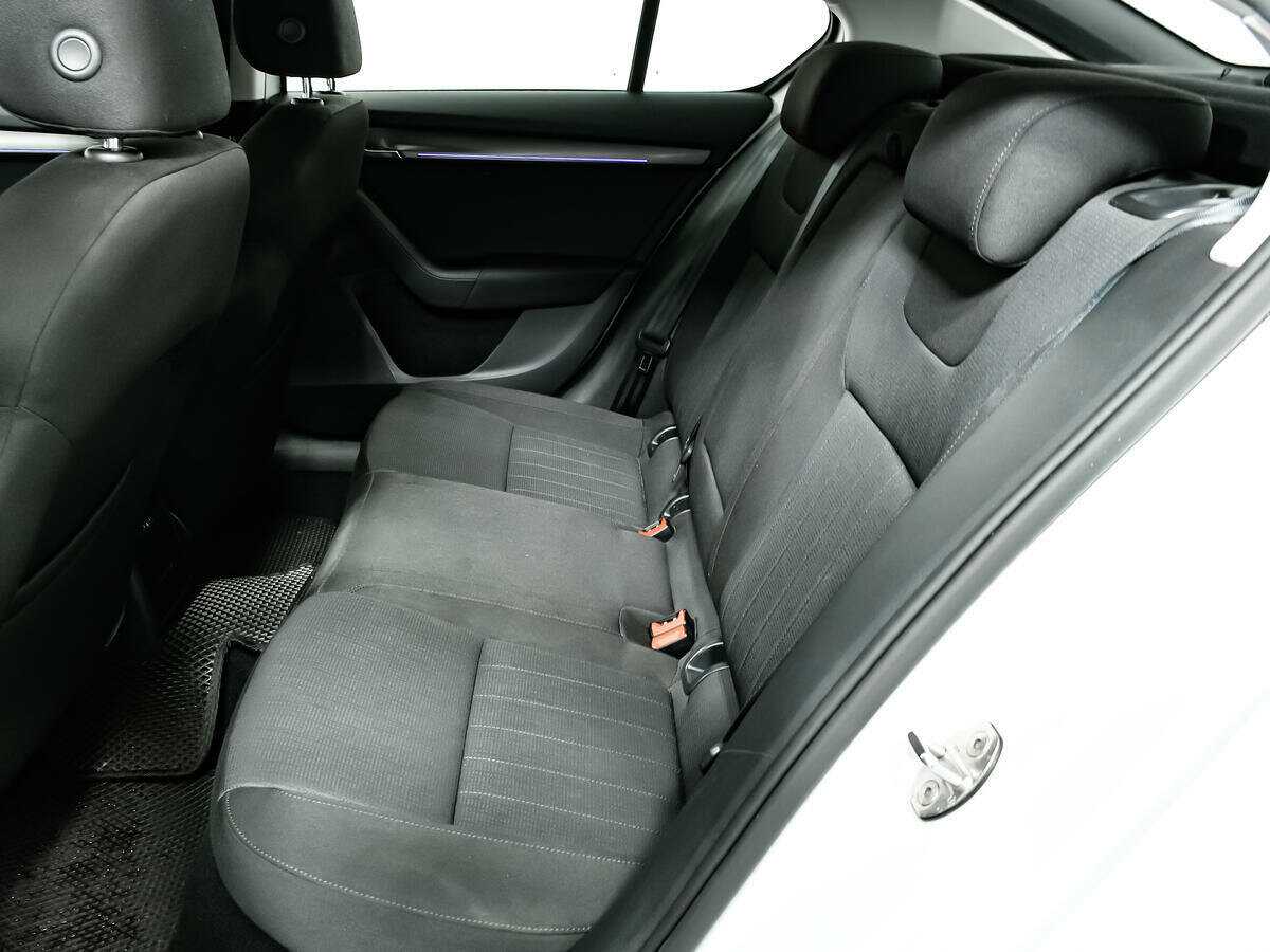 Купить Skoda Octavia, 2017, 121 865 км, фото №12