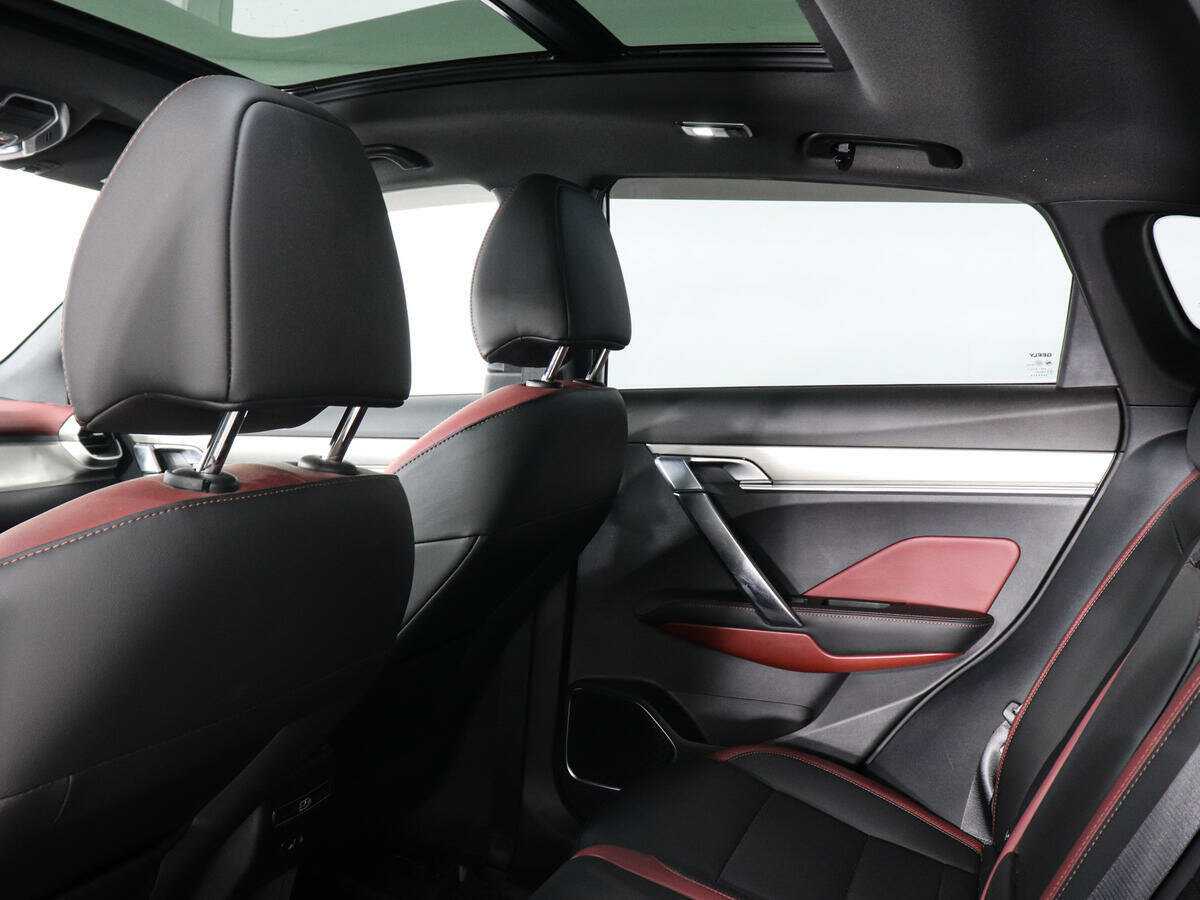 Купить Geely Coolray, 2023, 18 801 км, фото №12