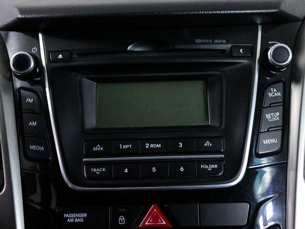 Купить Hyundai i30, 2013, 218 378 км, фото №18