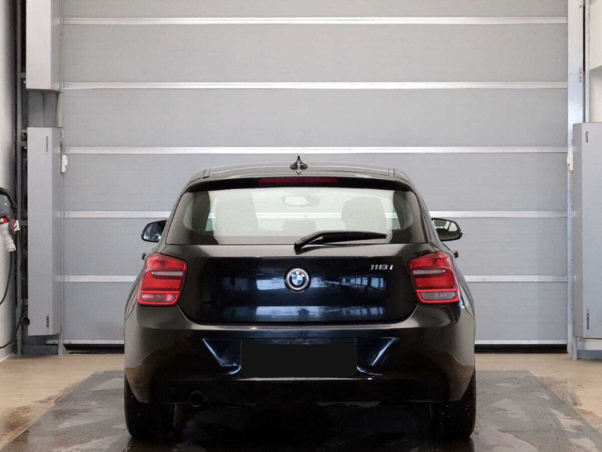 Купить BMW 1 серии 118i, 2012, 162 897 км, фото №5