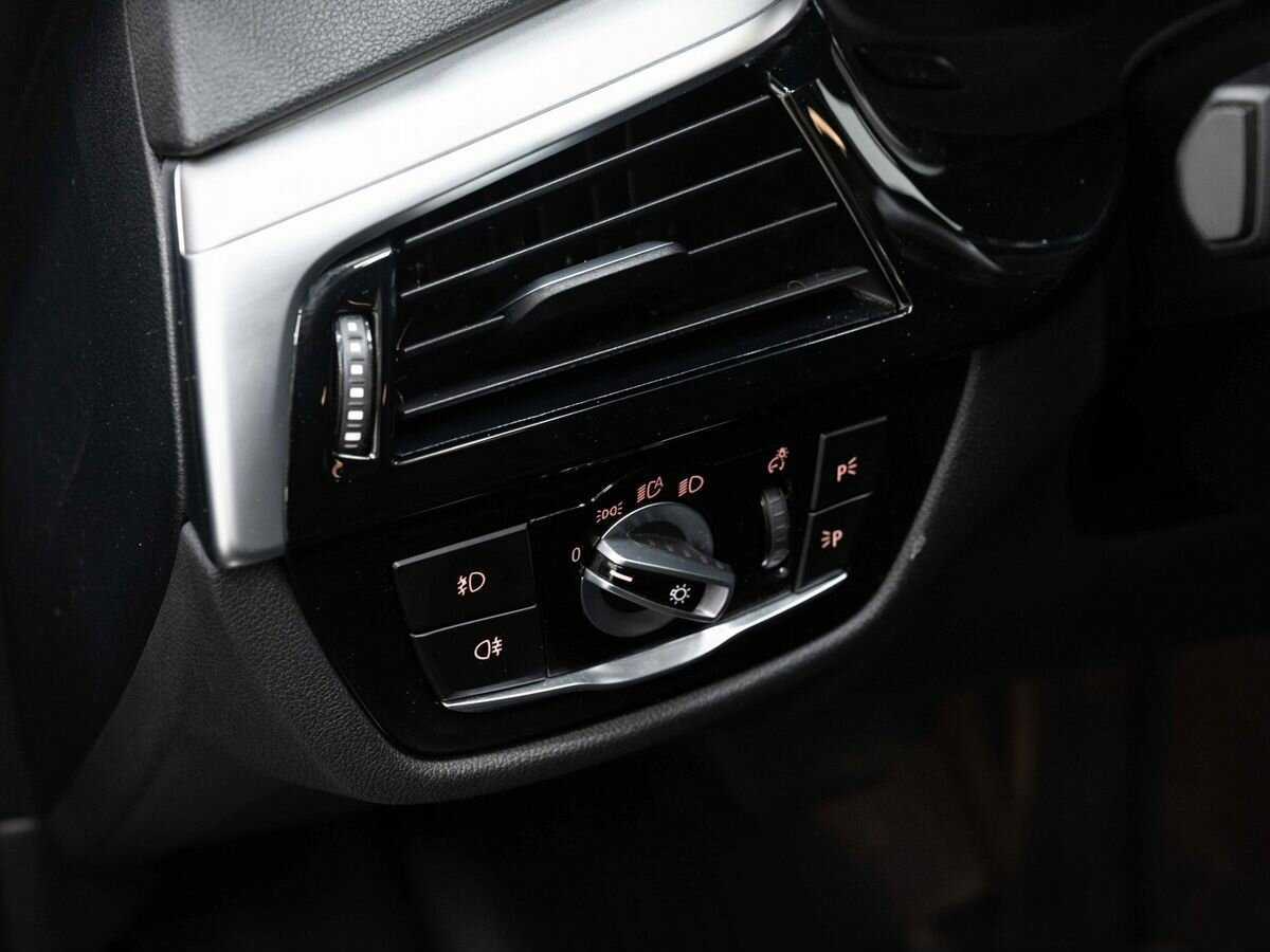 Купить BMW 5 серии 520i, 2019, 179 895 км, фото №23