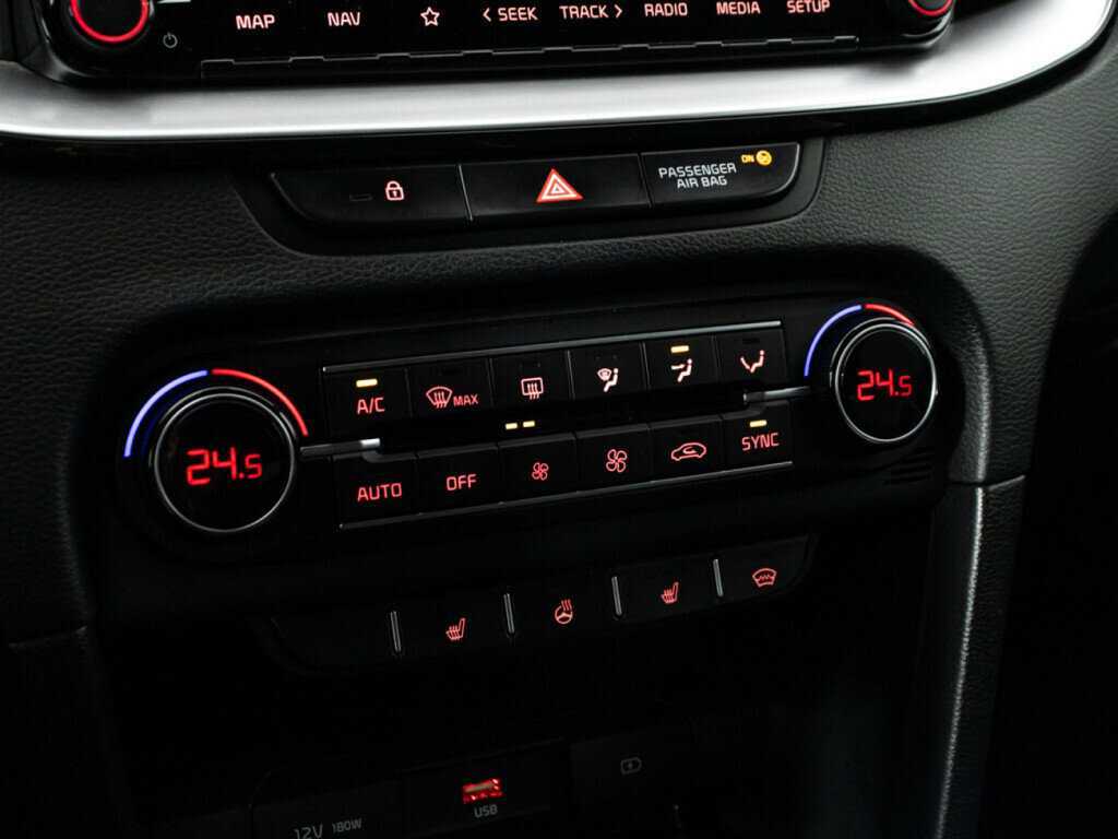 Купить Kia Ceed, 2021, 88 952 км, фото №16