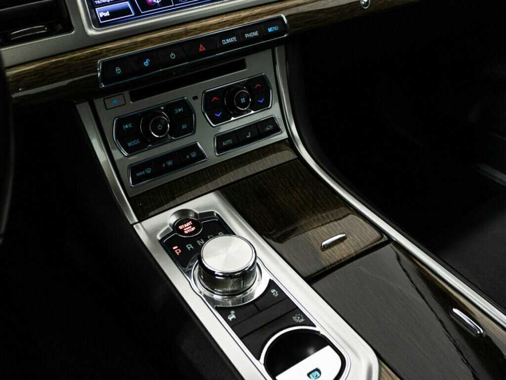 Купить Jaguar XF, 2012, 122 811 км, фото №17