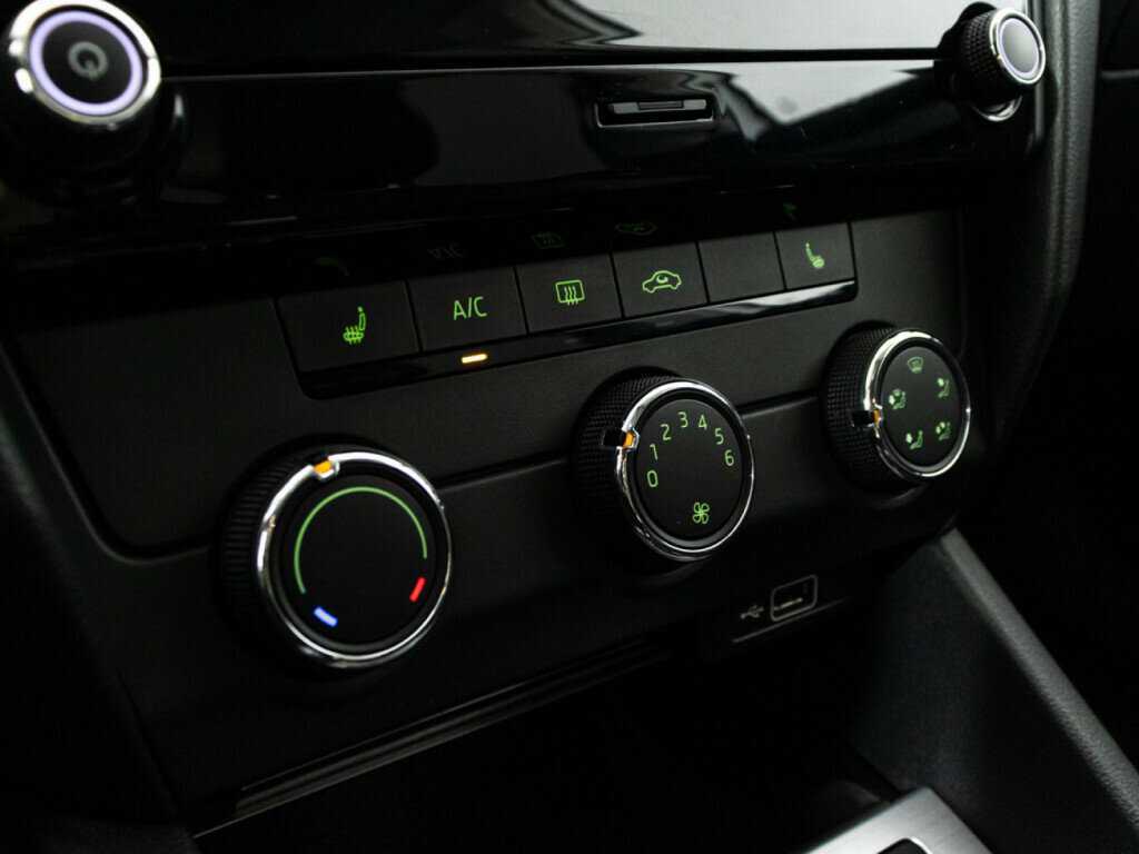 Купить Skoda Octavia, 2018, 188 942 км, фото №15