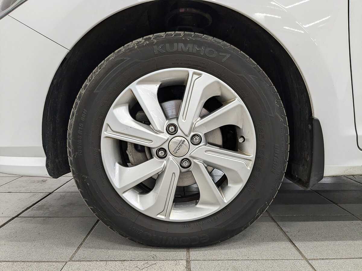 Купить Hyundai Solaris, 2022, 35 382 км, фото №12