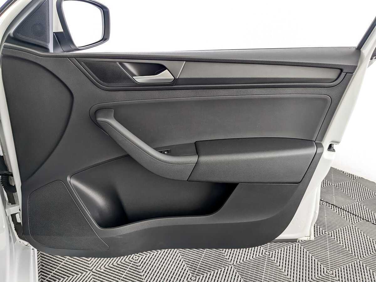 Купить Volkswagen Polo, 2021, 128 909 км, фото №24