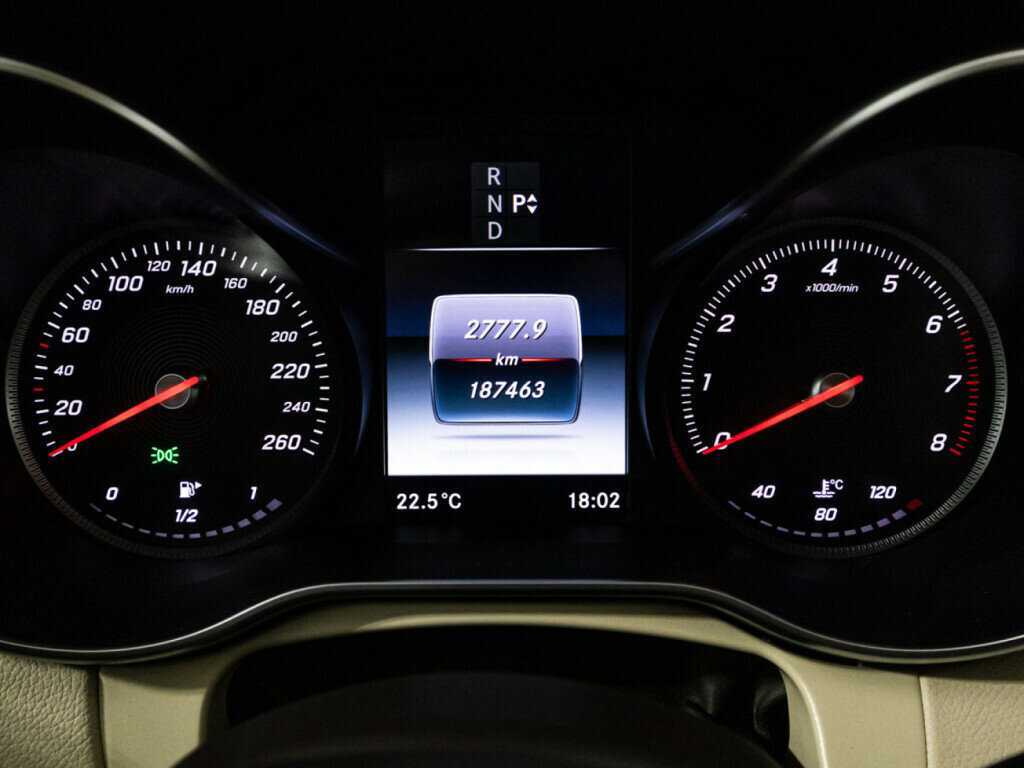 Купить Mercedes-Benz C-Класс 180, 2015, 187 461 км, фото №12