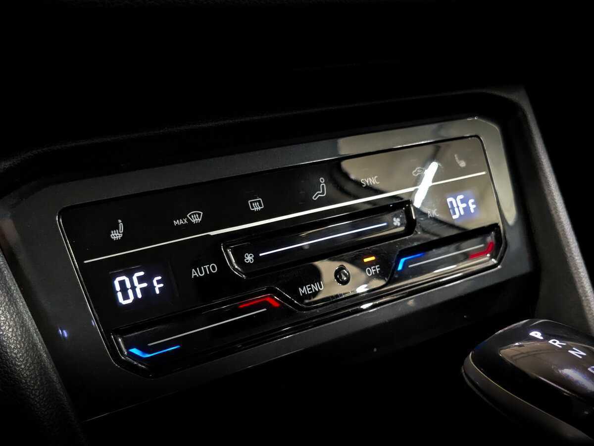 Купить Volkswagen Tiguan, 2021, 163 952 км, фото №21