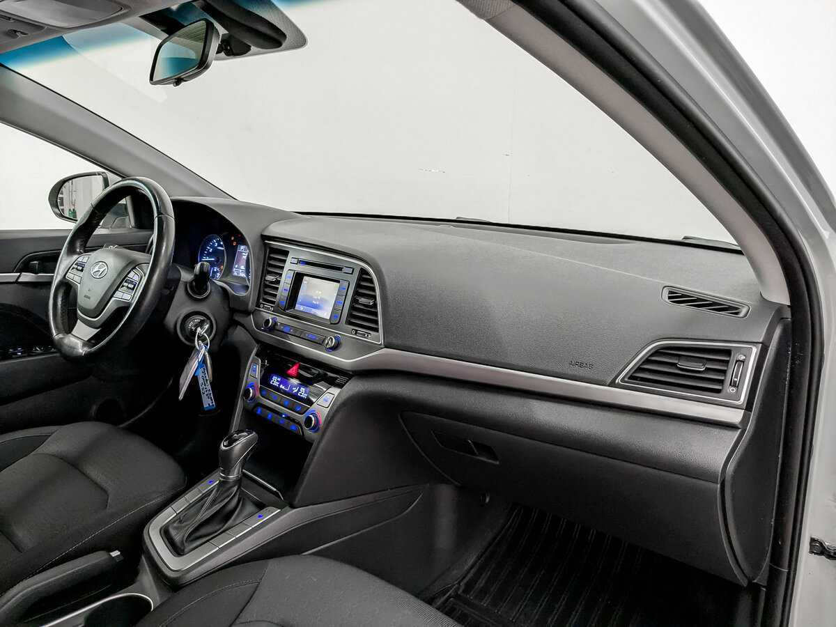 Купить Hyundai Elantra, 2017, 96 927 км, фото №11