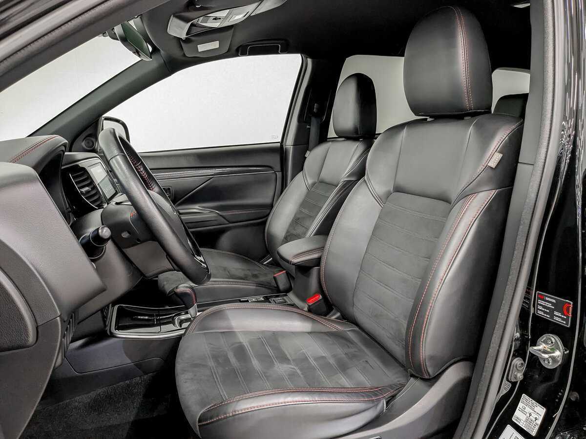 Купить Mitsubishi Outlander, 2021, 58 345 км, фото №18