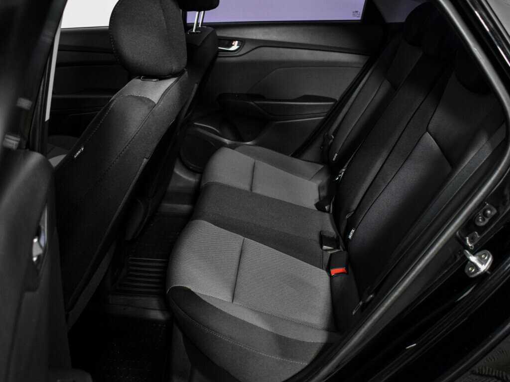 Купить Hyundai Solaris, 2017, 100 000 км, фото №13