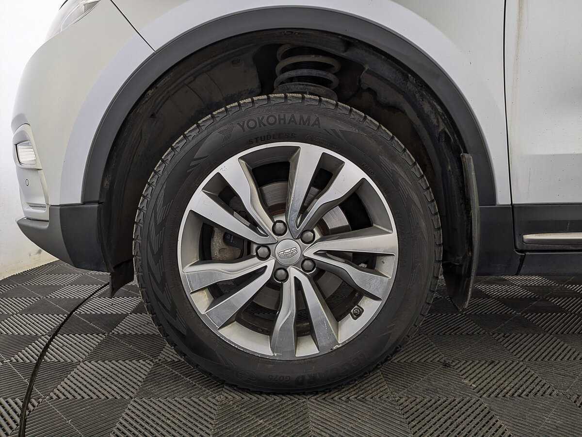 Купить Geely Atlas, 2019, 89 045 км, фото №12