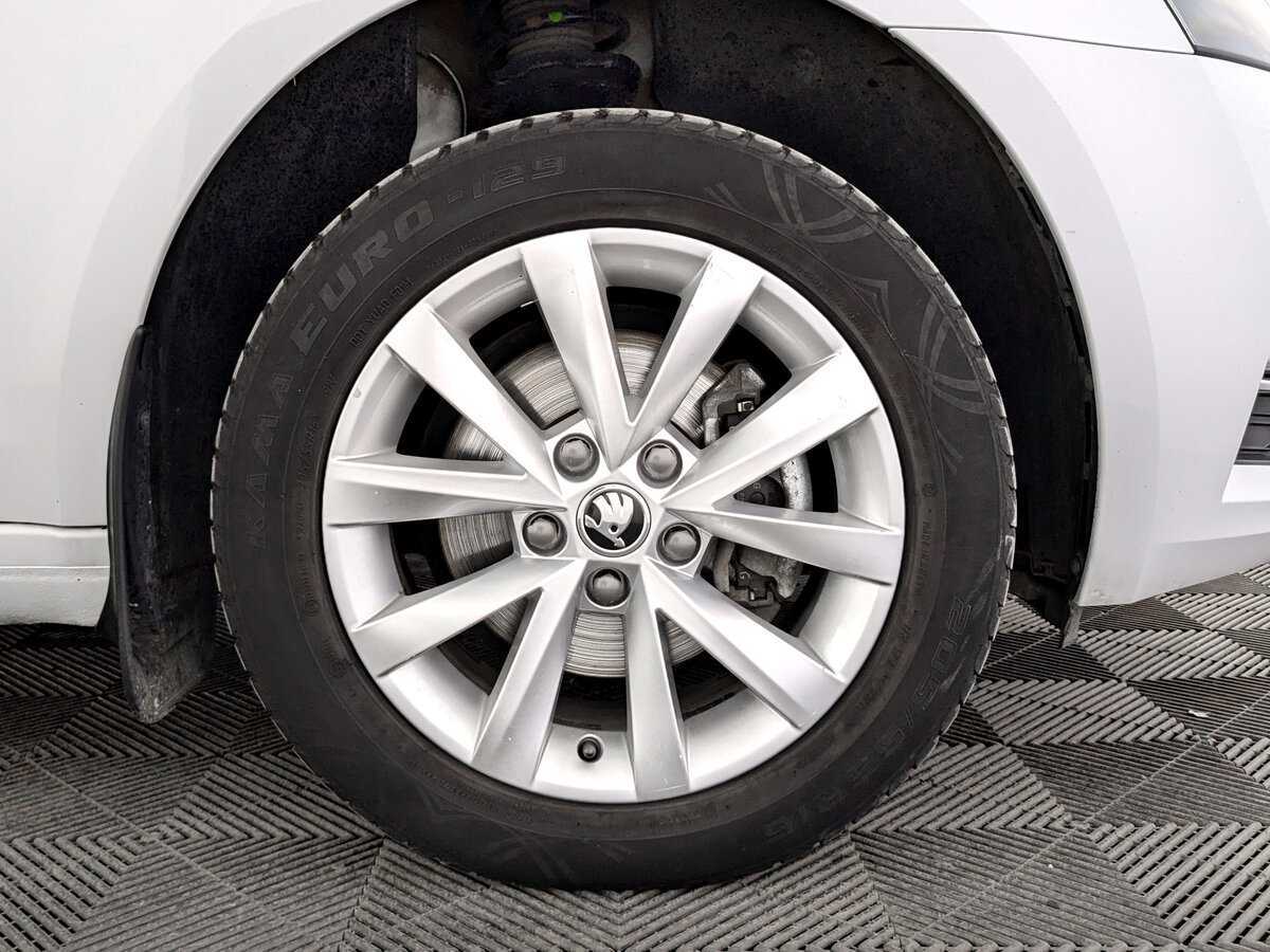 Купить Skoda Octavia, 2019, 147 437 км, фото №17