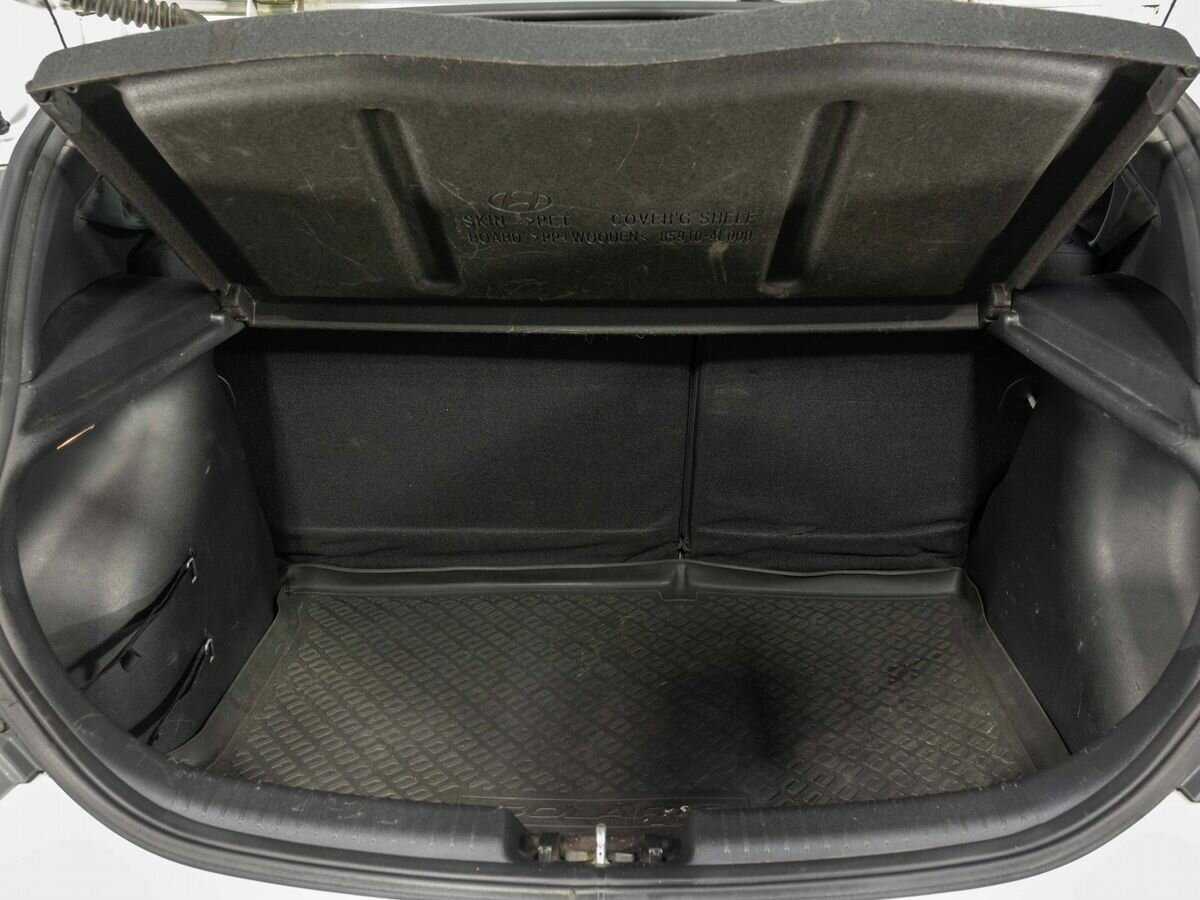 Купить Hyundai Solaris, 2015, 244 000 км, фото №19