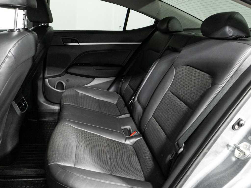 Купить Hyundai Elantra, 2019, 148 427 км, фото №10