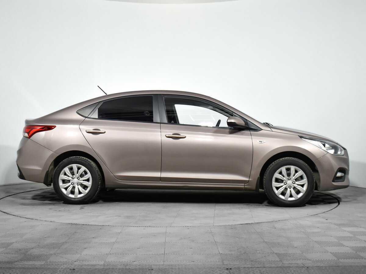 Купить Hyundai Solaris, 2019, 149 554 км, фото №4