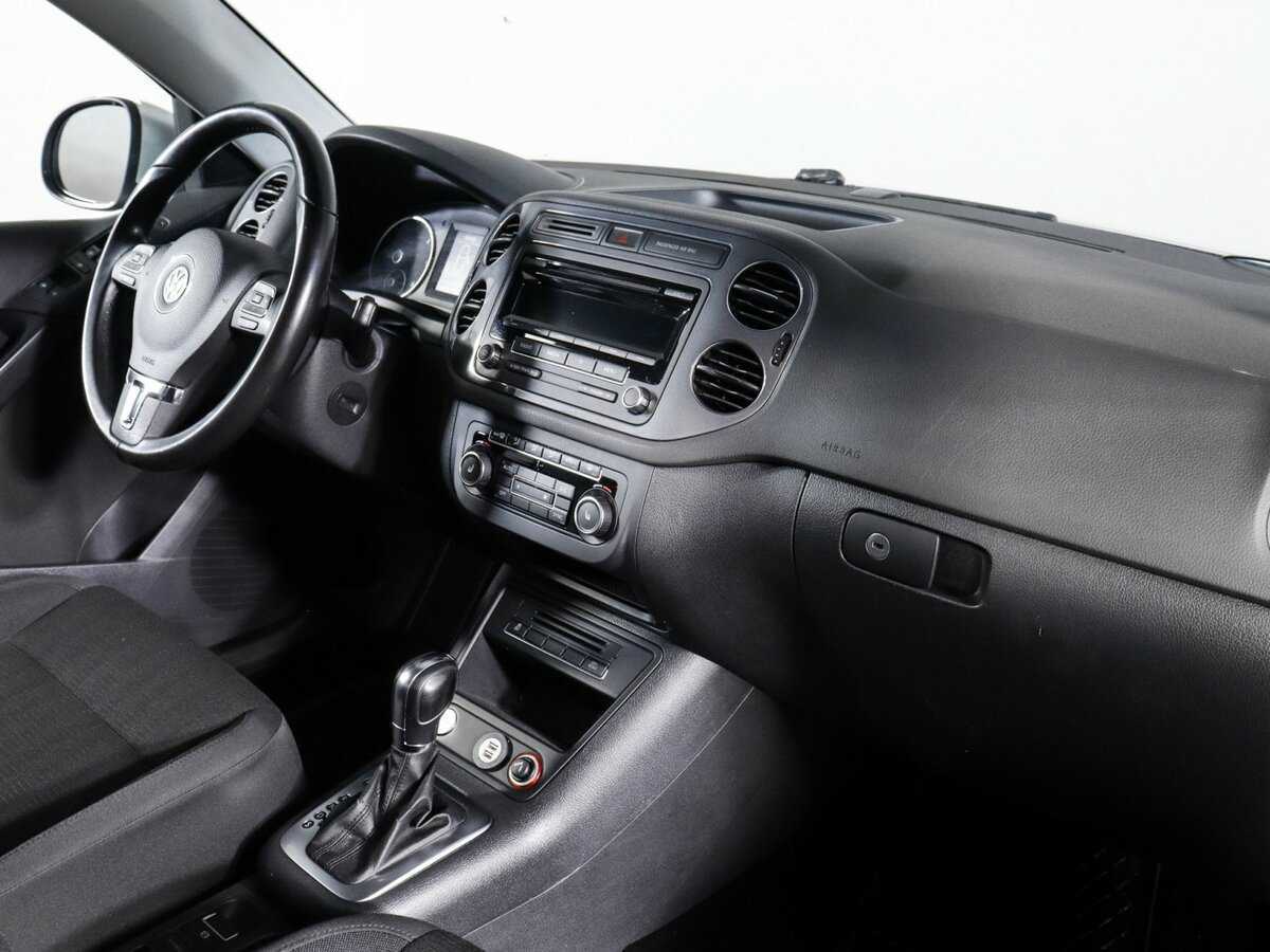Купить Volkswagen Tiguan, 2012, 219 135 км, фото №6
