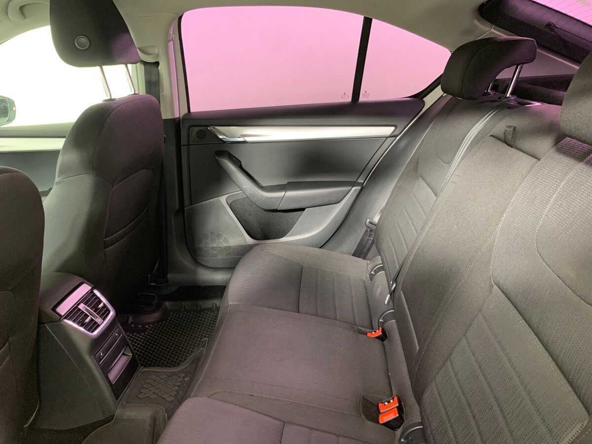 Купить Skoda Octavia, 2015, 228 630 км, фото №19