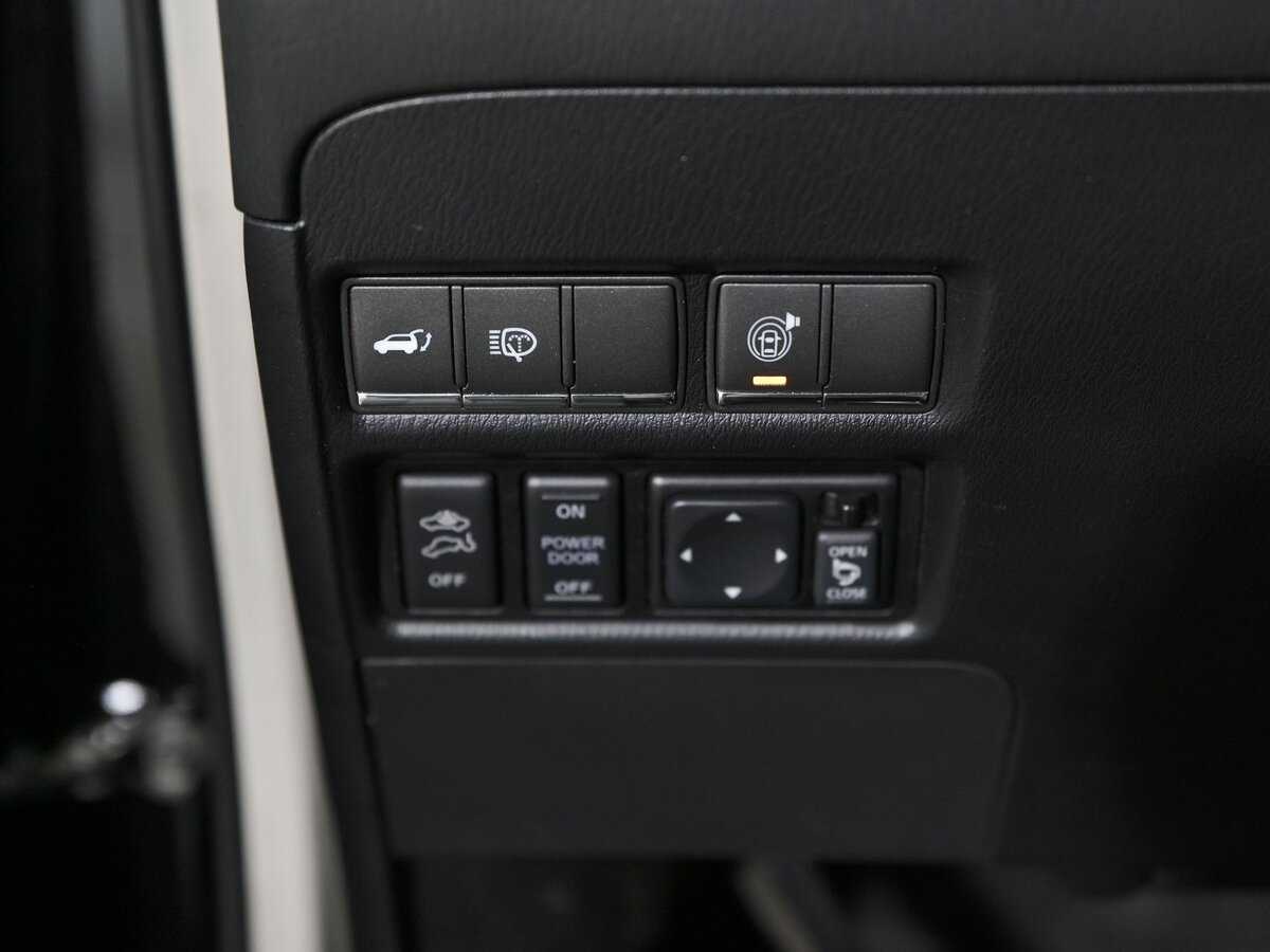 Купить Nissan Patrol, 2012, 188 769 км, фото №17