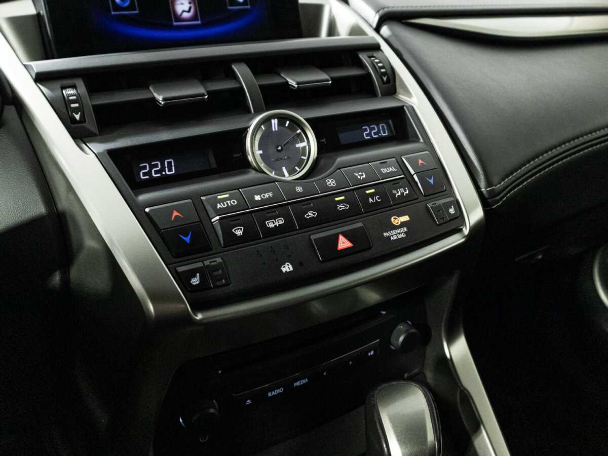 Купить Lexus NX 200, 2015, 93 085 км, фото №15