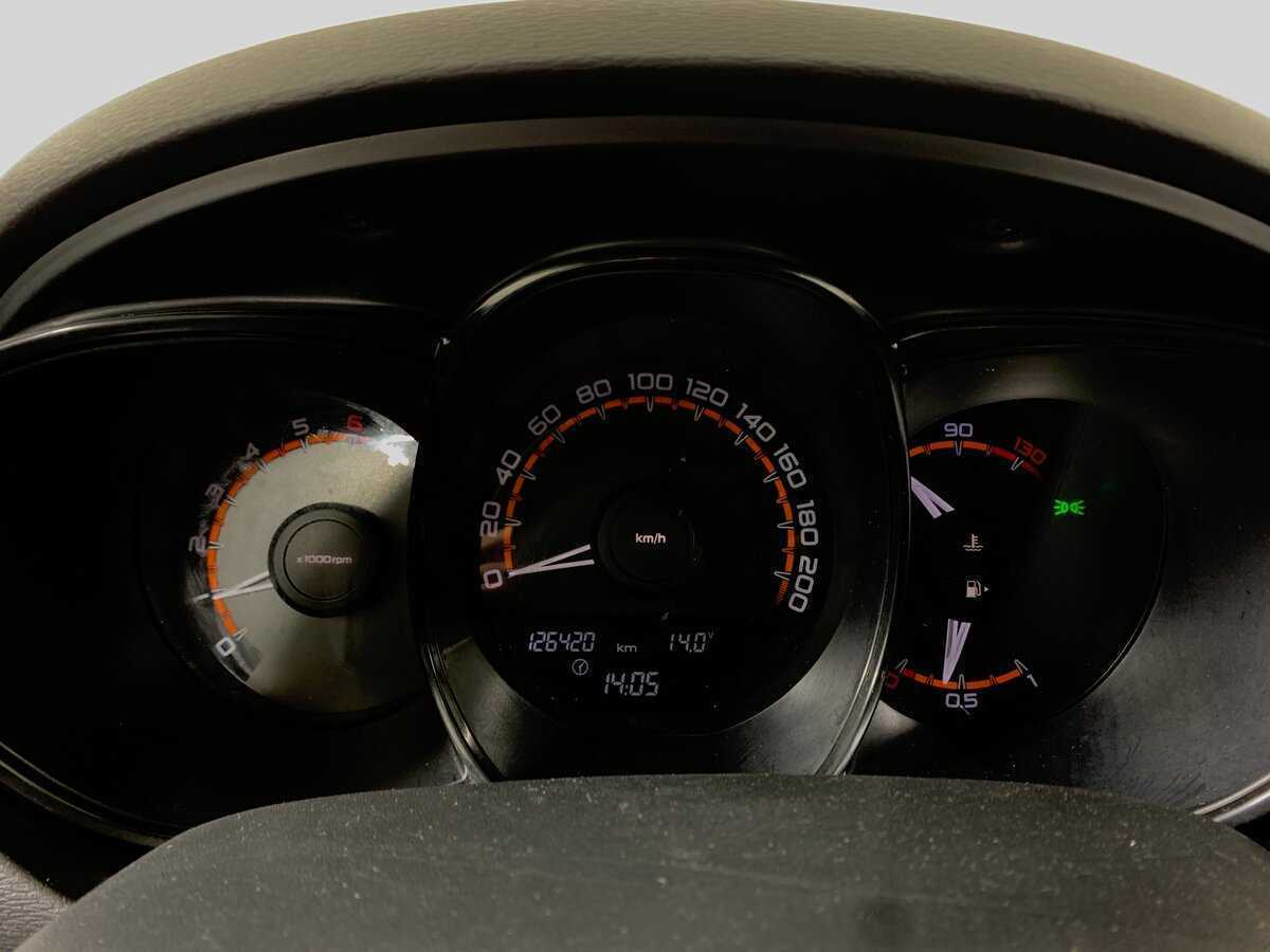 Купить Lada (ВАЗ) Vesta SW, 2018, 126 419 км, фото №15