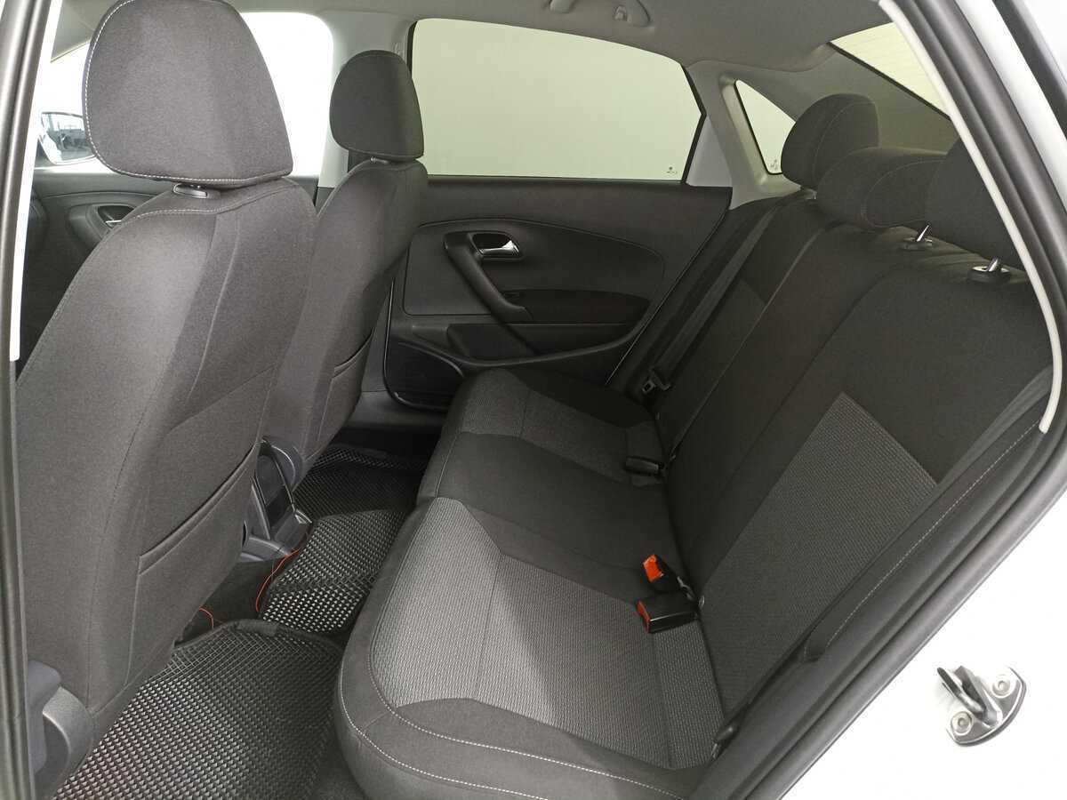 Купить Volkswagen Polo, 2017, 154 053 км, фото №12