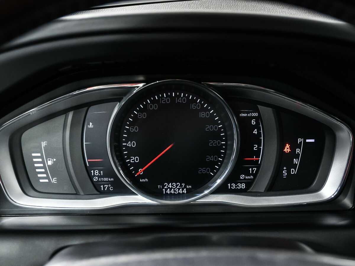 Купить Volvo XC60, 2017, 144 344 км, фото №10