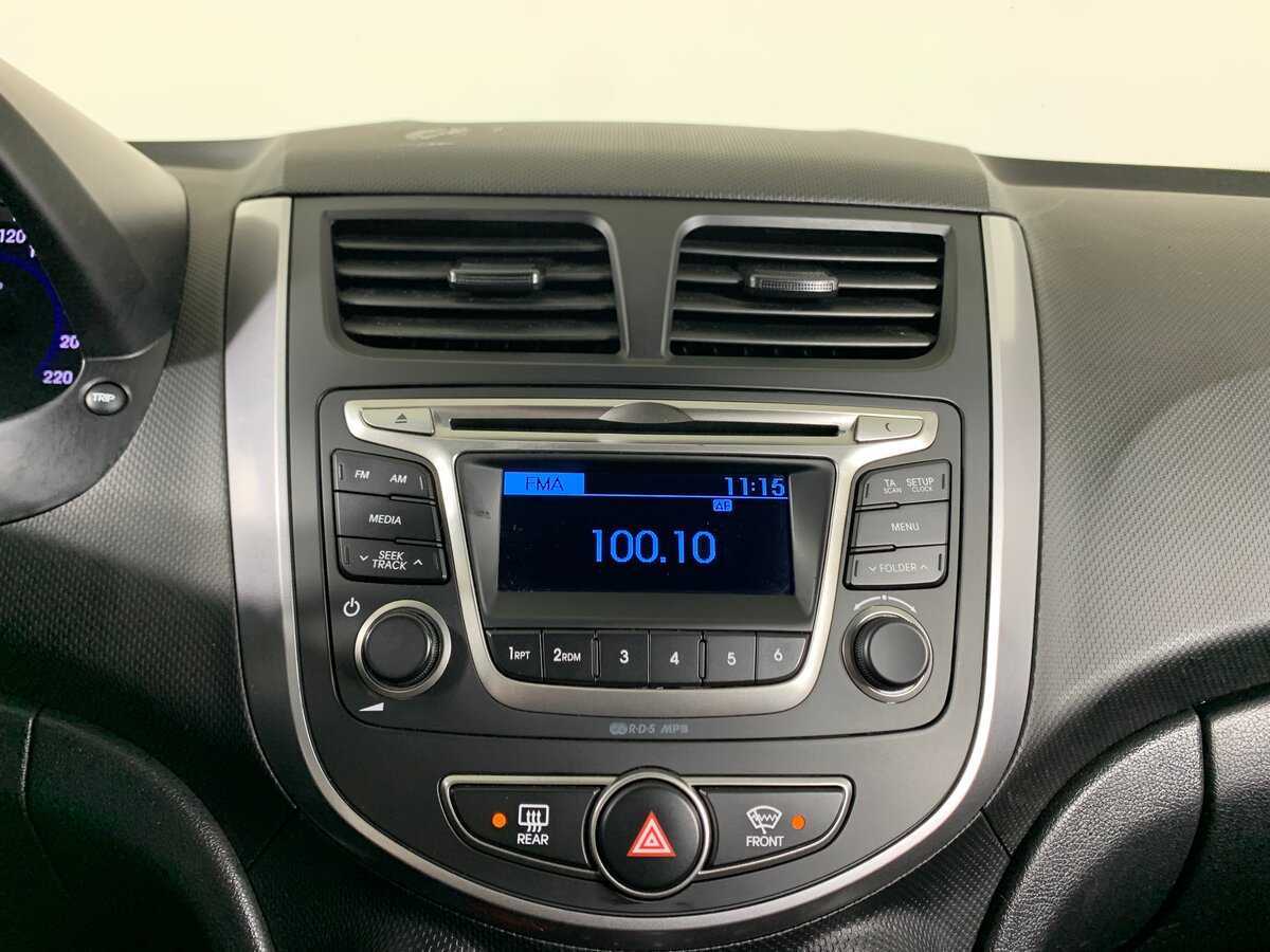 Купить Hyundai Solaris, 2016, 83 205 км, фото №16