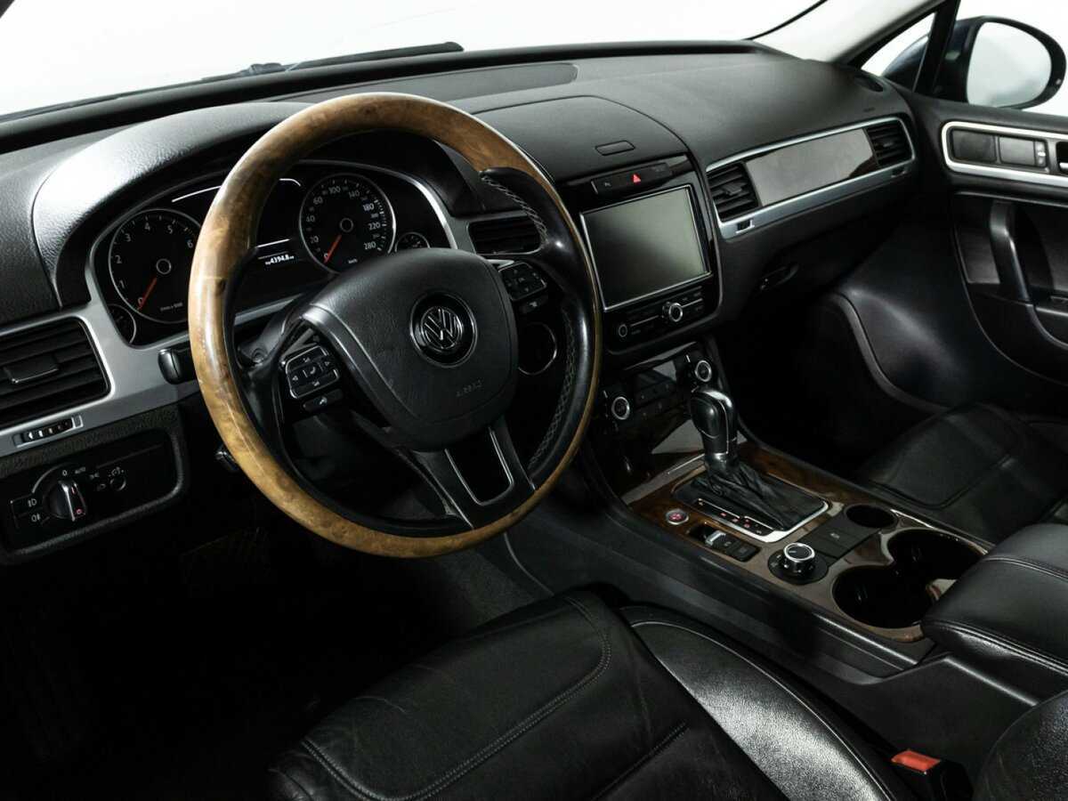 Купить Volkswagen Touareg, 2012, 329 160 км, фото №9