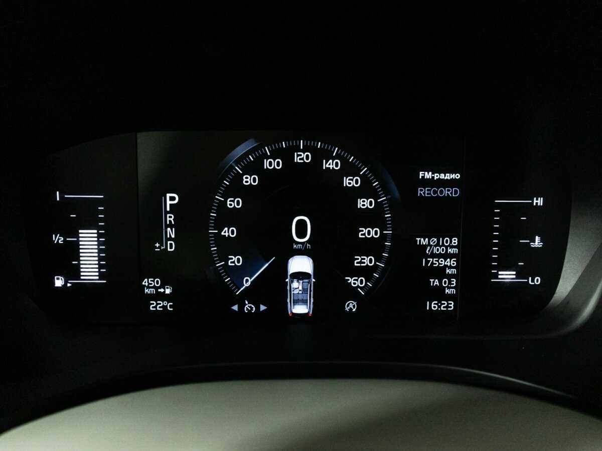 Купить Volvo XC60, 2019, 175 945 км, фото №12