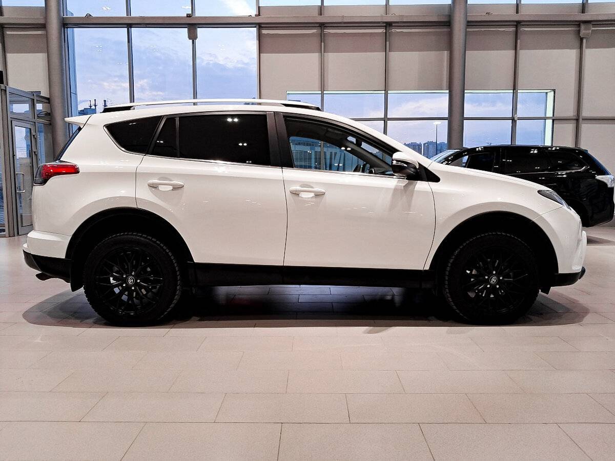 Купить Toyota RAV4, 2016, 165 703 км, фото №4