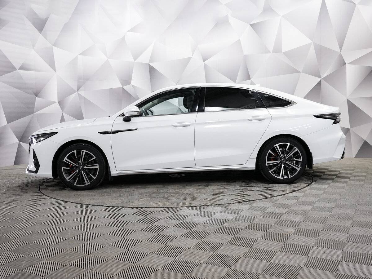 Chery Arrizo 8