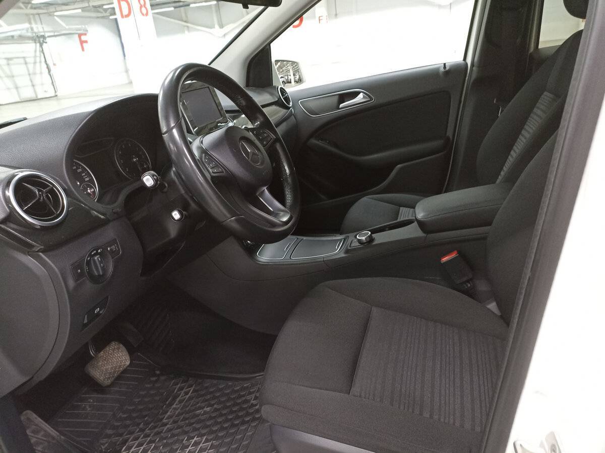 Купить Mercedes-Benz B-Класс 180, 2015, 117 742 км, фото №16