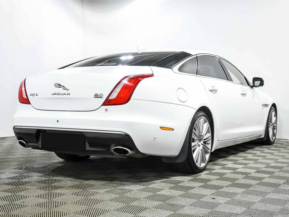 Купить Jaguar XJ, 2016, 118 568 км, фото №4