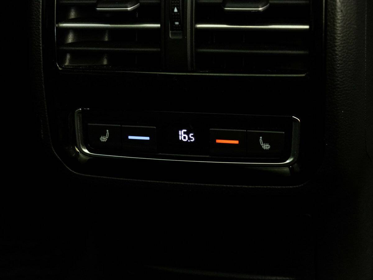 Купить Volkswagen Passat, 2016, 228 105 км, фото №19