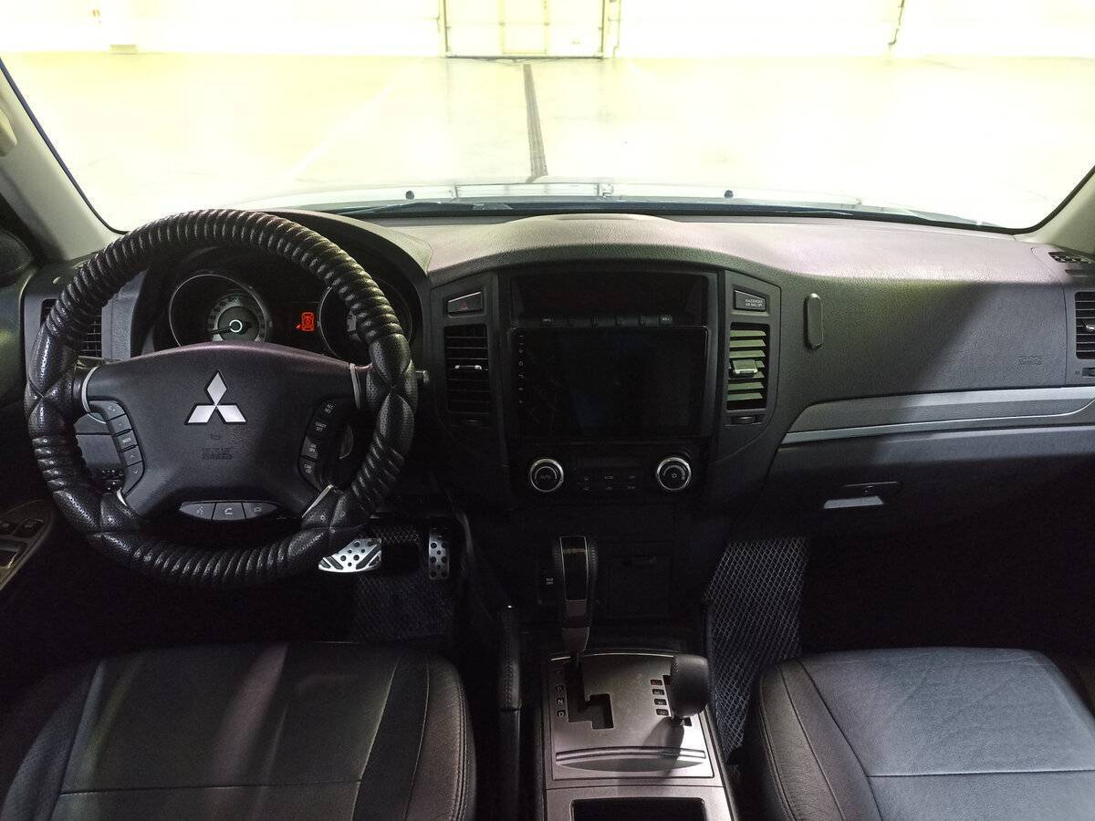 Купить Mitsubishi Pajero, 2012, 208 273 км, фото №14