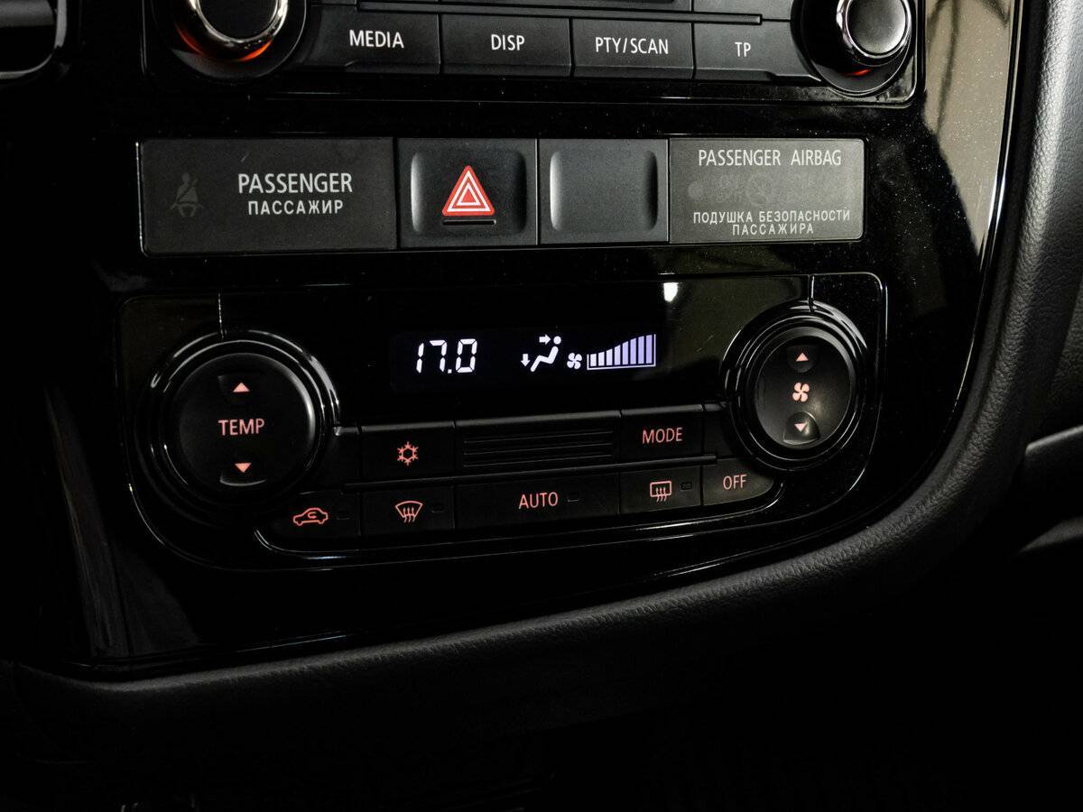 Купить Mitsubishi Outlander, 2018, 235 934 км, фото №13