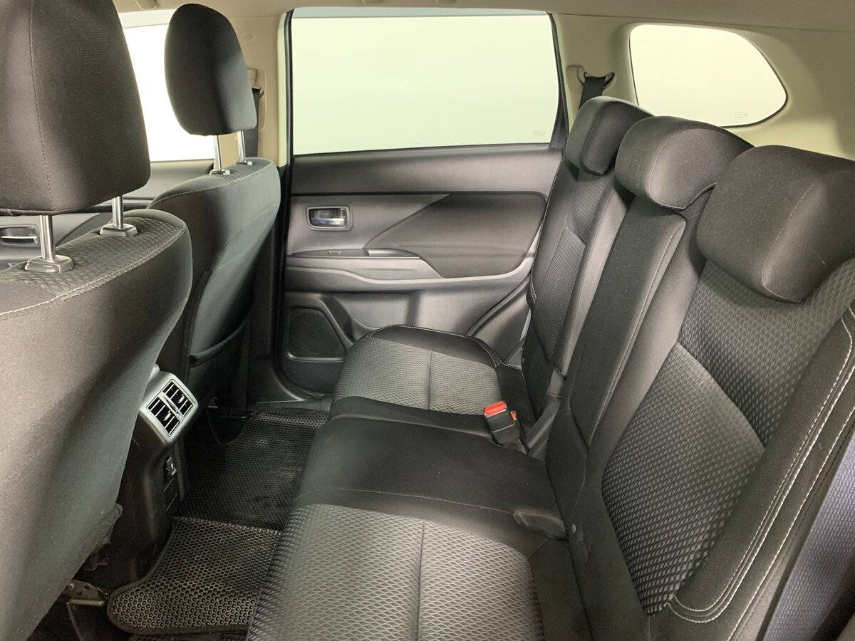 Купить Mitsubishi Outlander, 2019, 126 860 км, фото №18