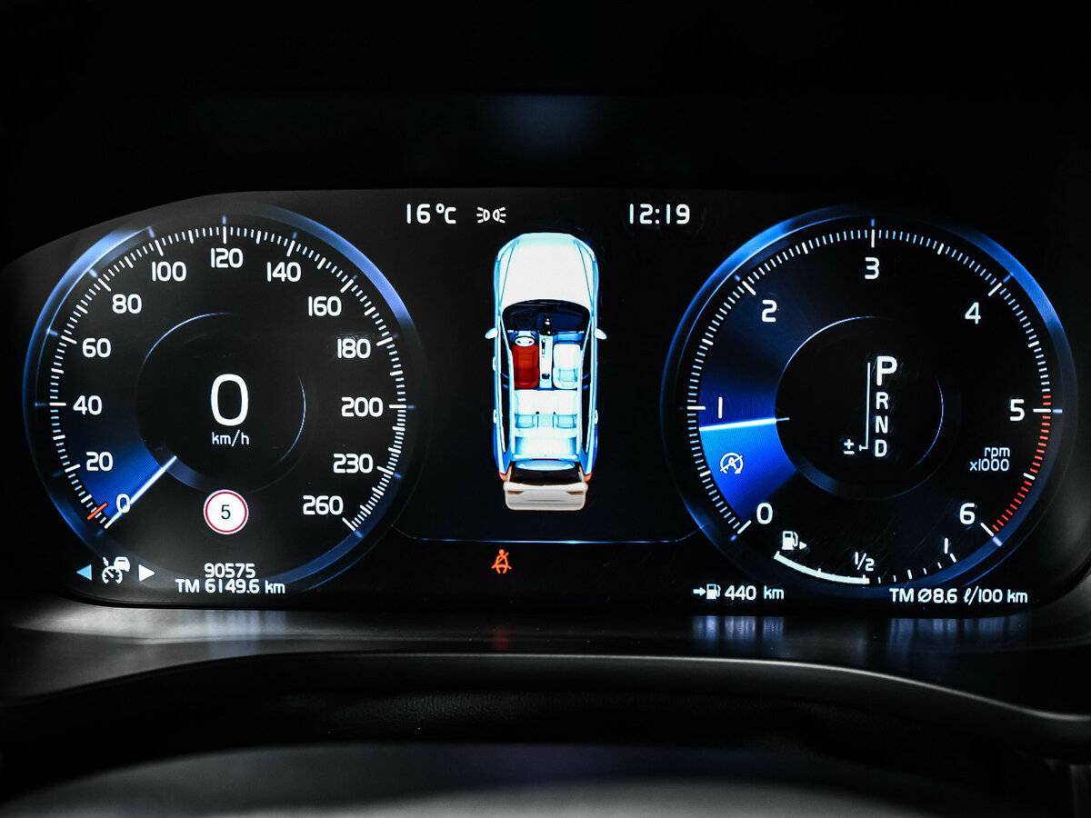 Купить Volvo XC60, 2018, 94 050 км, фото №10