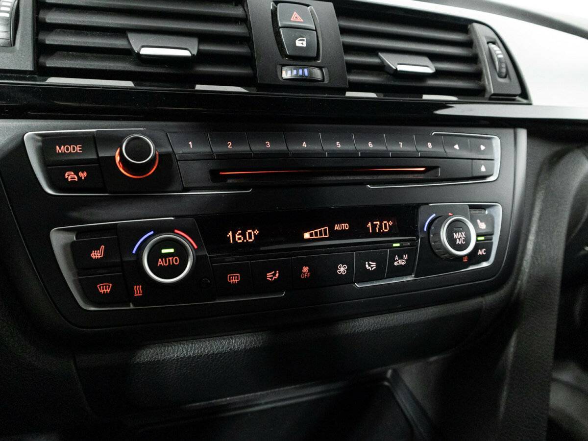 Купить BMW 3 серии 320i xDrive, 2014, 127 000 км, фото №17