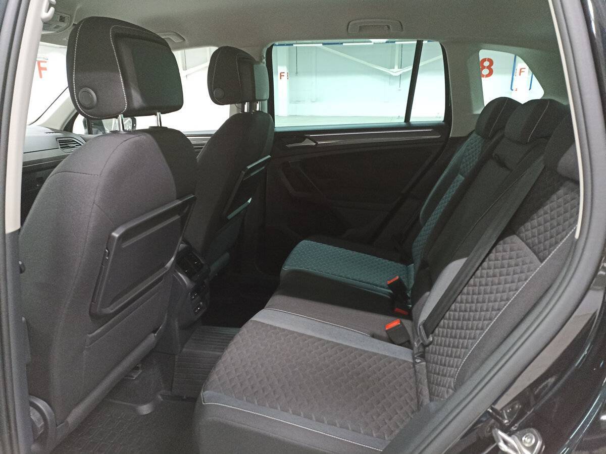Купить Volkswagen Tiguan, 2018, 77 603 км, фото №12