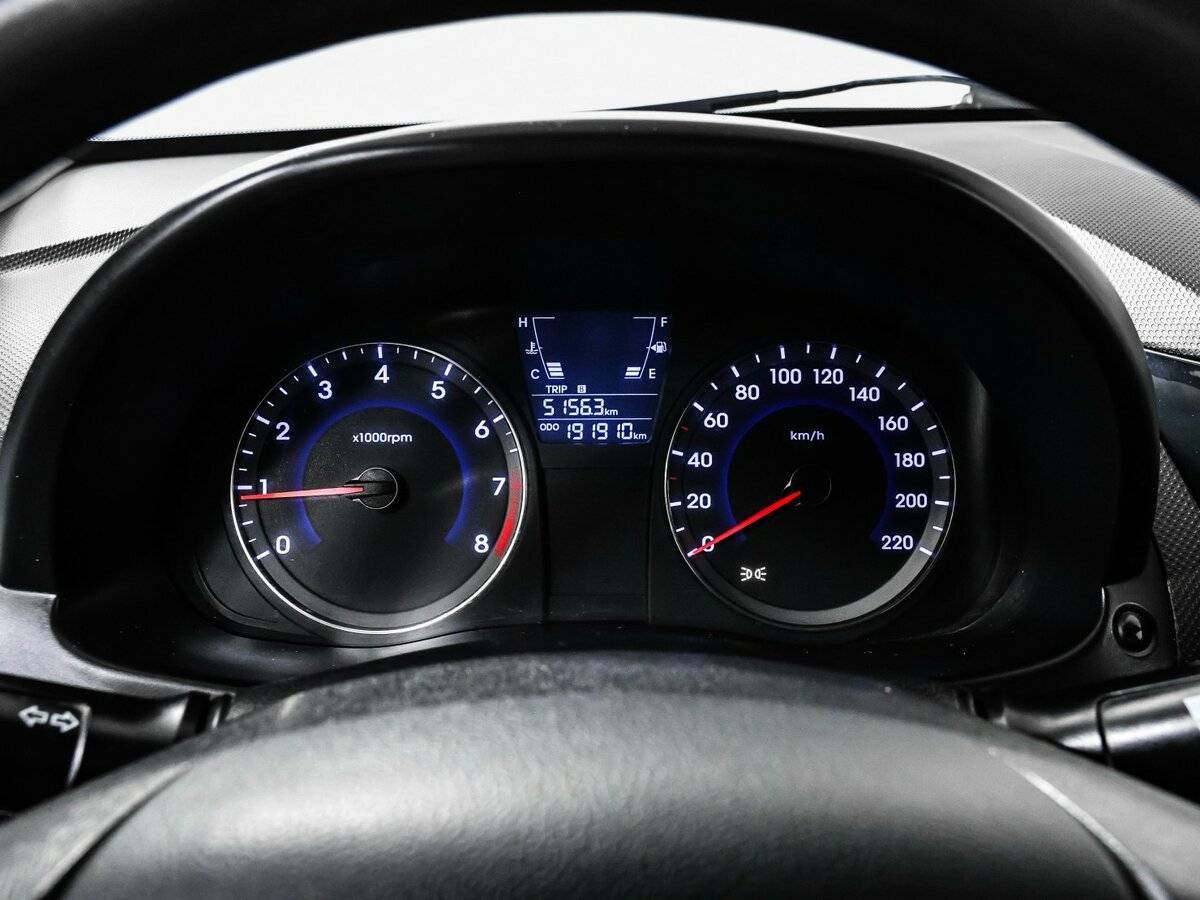 Купить Hyundai Solaris, 2012, 191 908 км, фото №10