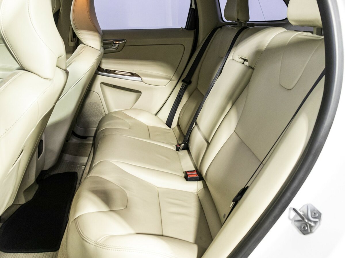 Купить Volvo XC60 I Рестайлинг, 2016, 85 724 км, фото №10