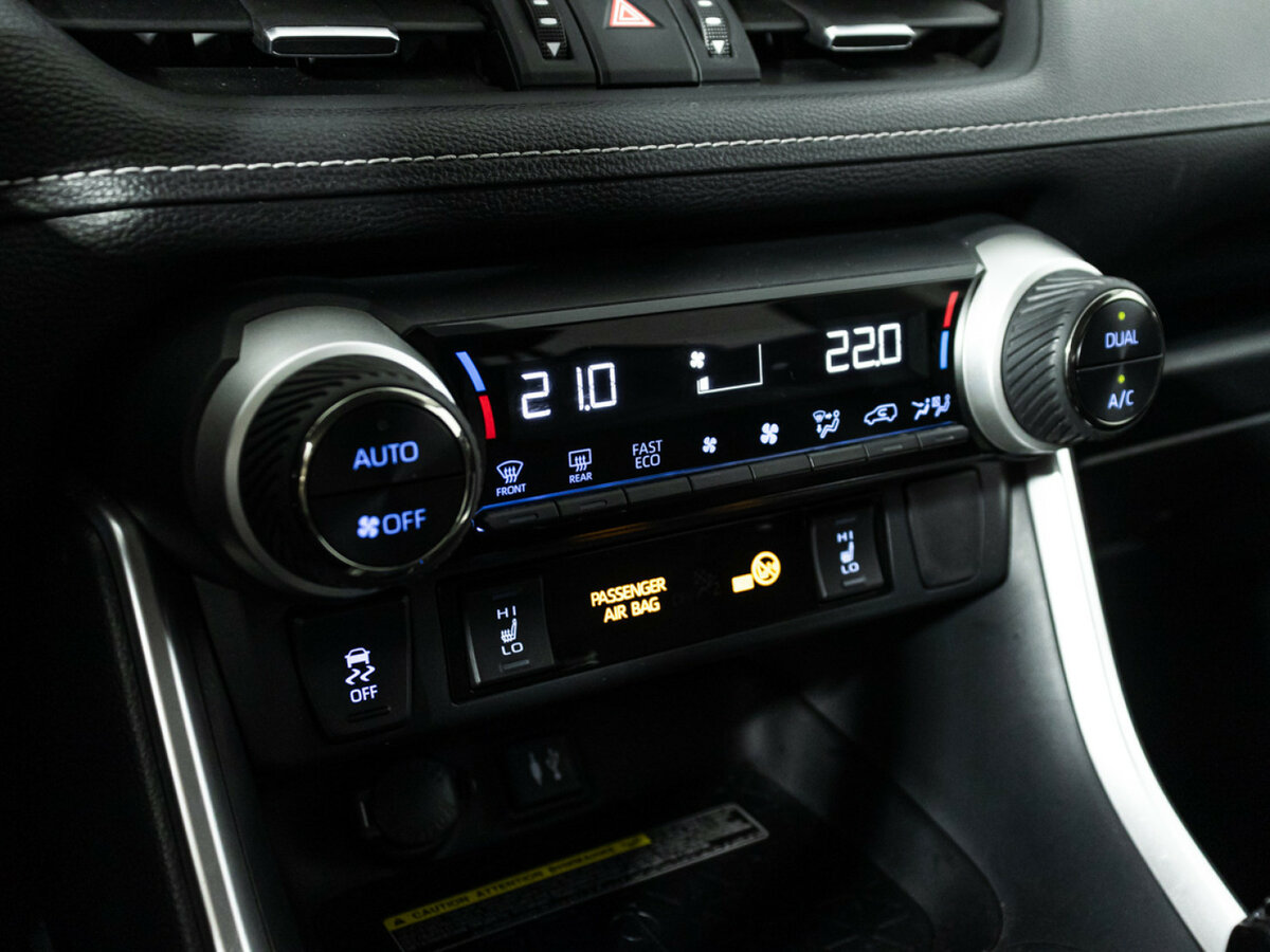 Купить Toyota RAV4 V (XA50), 2019, 50 710 км, фото №18