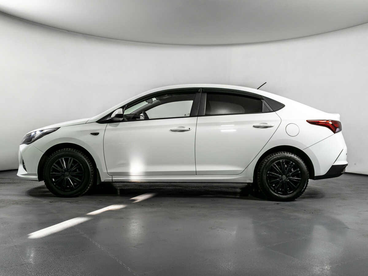 Купить Hyundai Solaris II, 2020, 107 000 км, фото №8