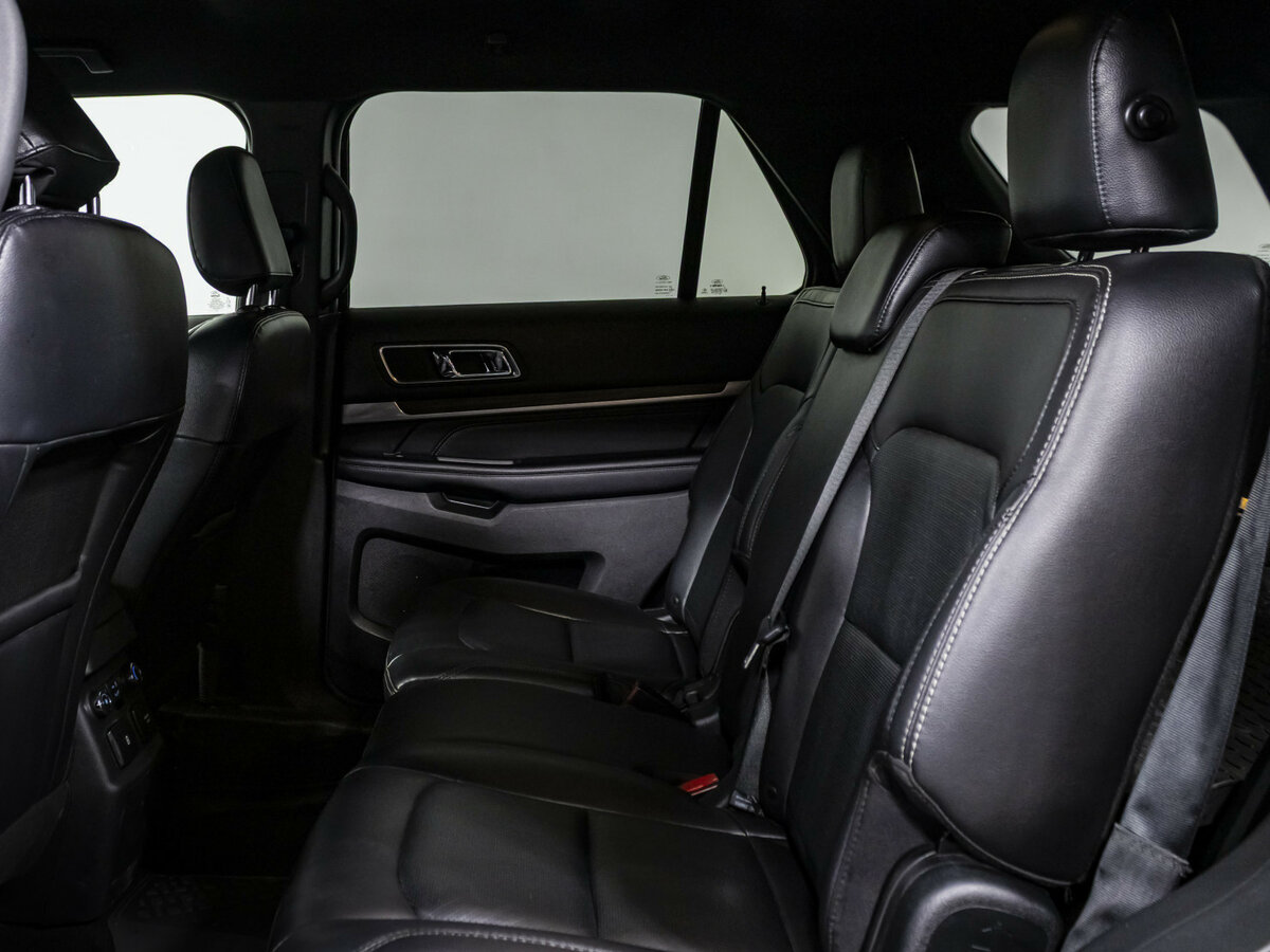 Купить Ford Explorer V Рестайлинг 2, 2018, 126 282 км, фото №11